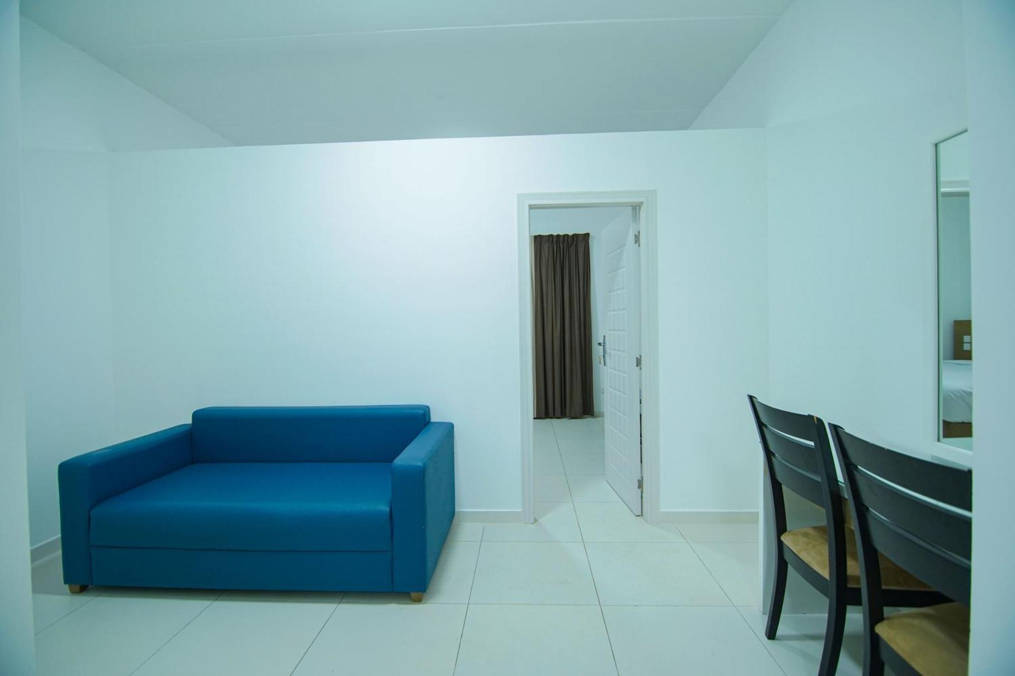 Home Away Holiday Homes Дубай Экстерьер фото