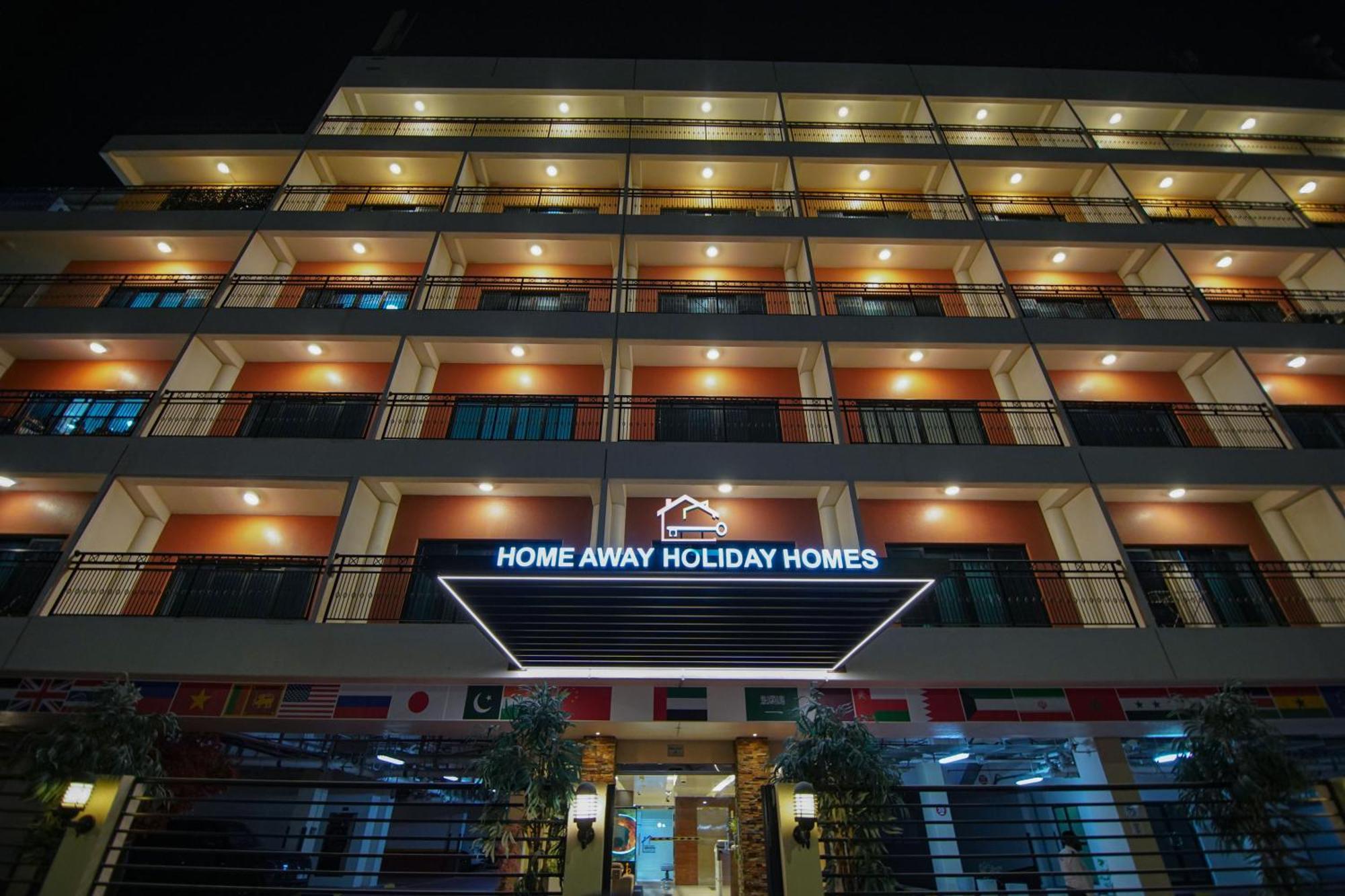 Home Away Holiday Homes Дубай Экстерьер фото
